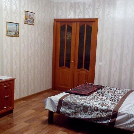 Apartment On Prospekt Peremogi Chernihiv Exterior photo