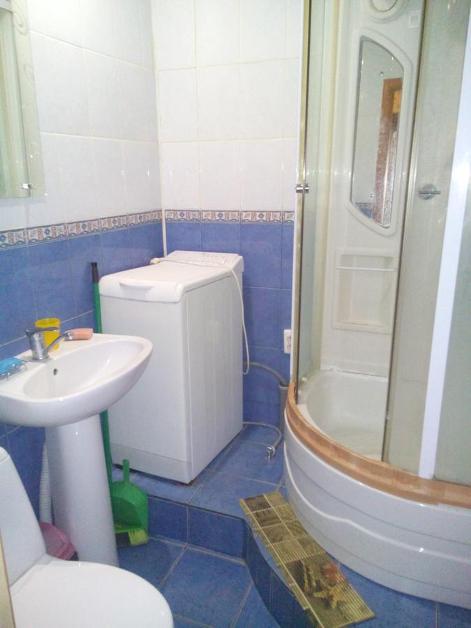 Apartment On Prospekt Peremogi Chernihiv Exterior photo